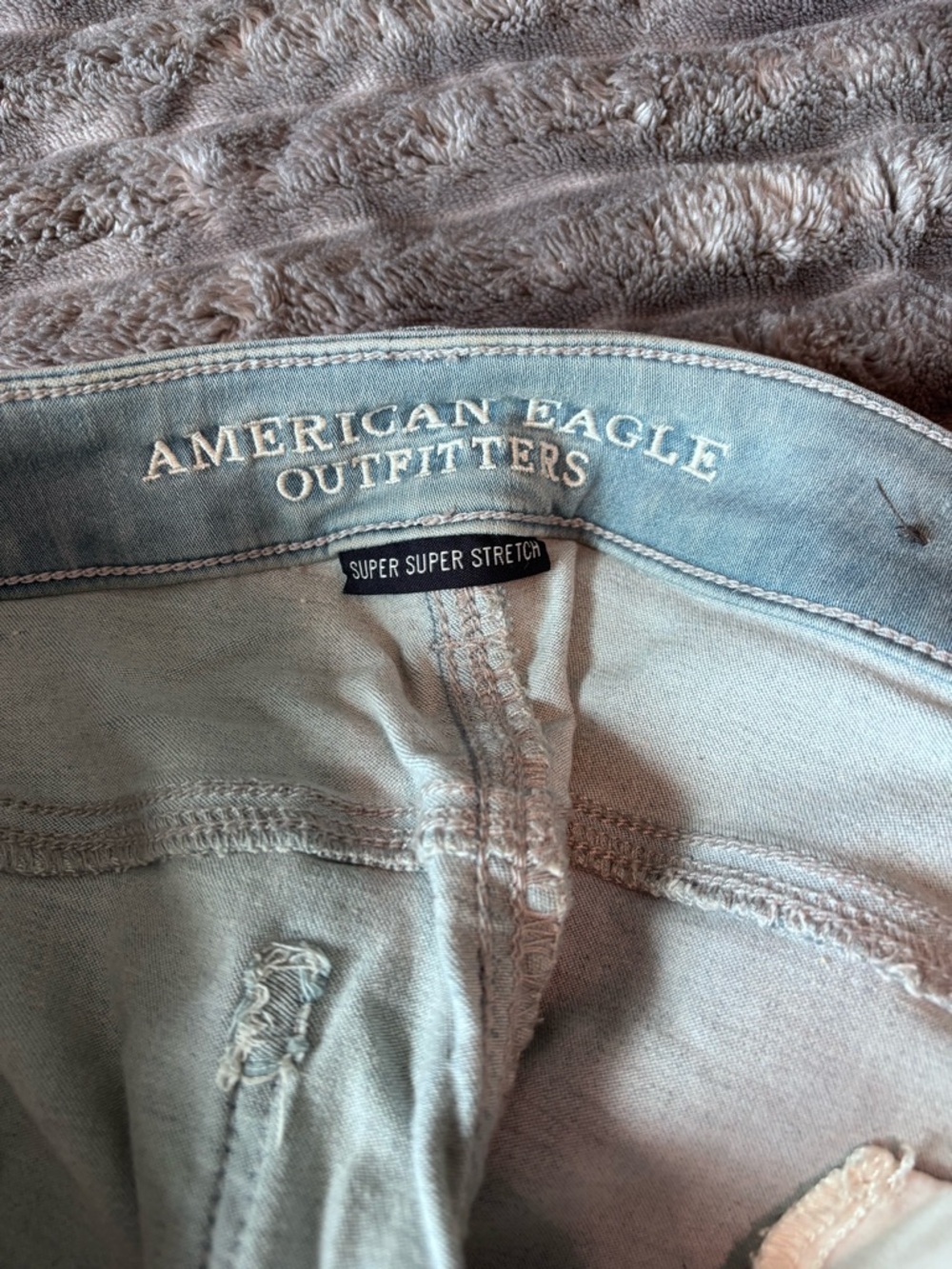 American Eagle Outfitters Light Blue Ripped Women's Jeggings Size 8 short - Picture 7 of 9